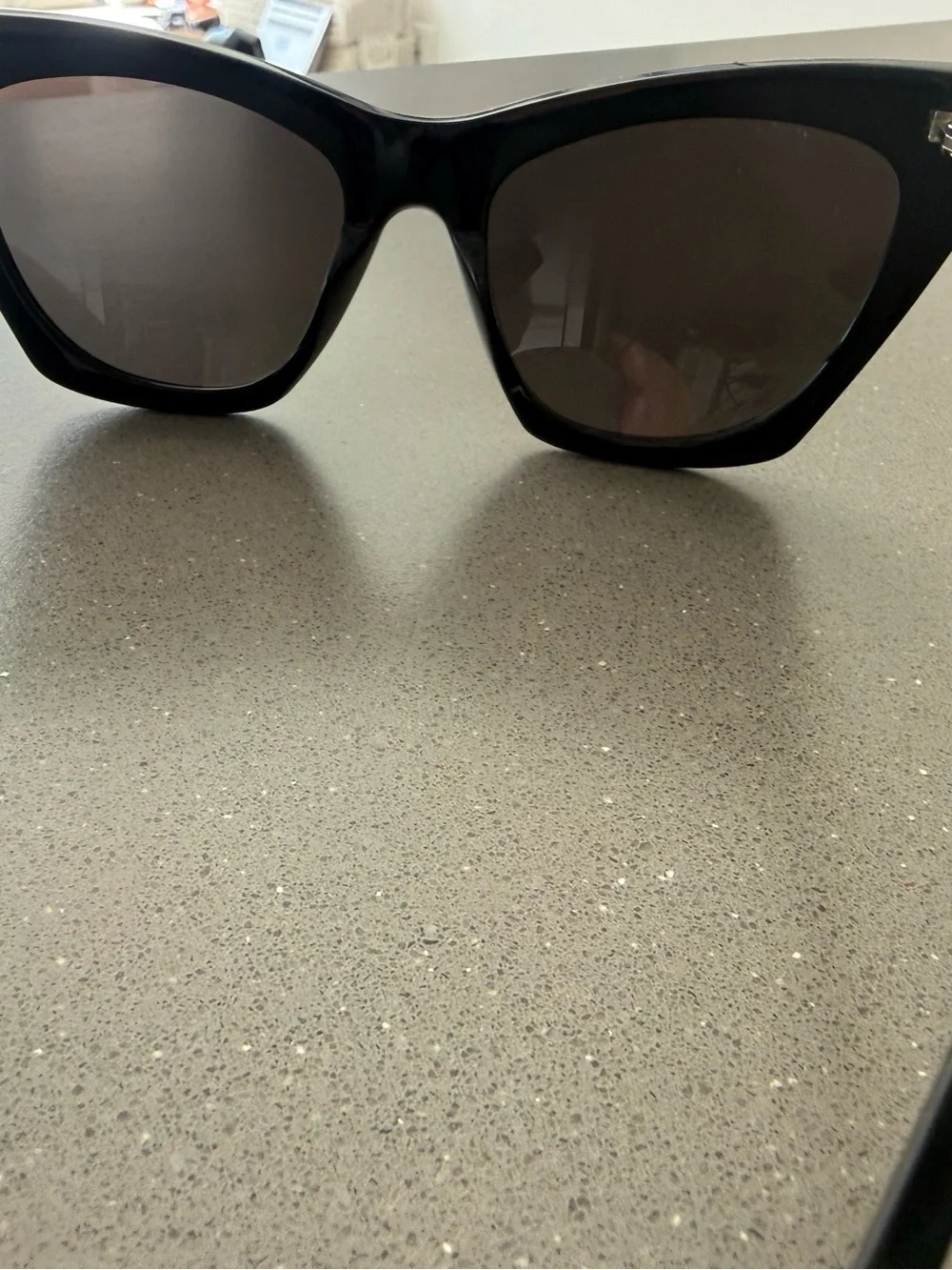 Classic Black Cat-Eye Sunglasses - Unbranded